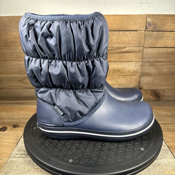 Crocs Women’s Size 6 Winter Puff Boot Blue Pull On Puffy Nylon Lightweight - Picture 1 of 10